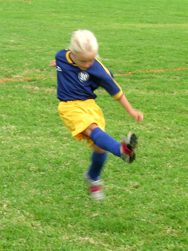 2005 SOCCER 013